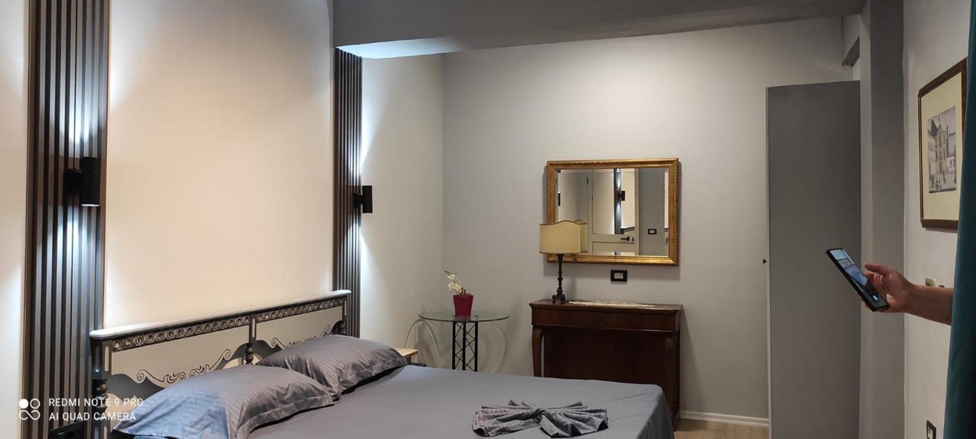 Illyrian Moon Apartament *
